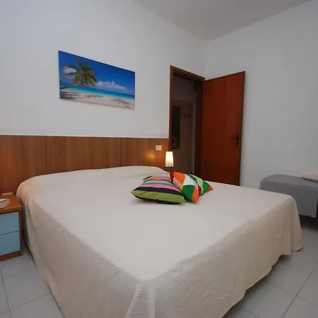Lara Apartment